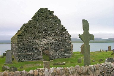 Picture of a ruined chapel and cross