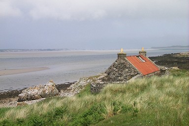 Picture of a view over a loch at low tide
