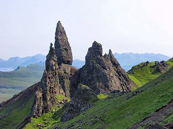 Picture of the Old Man of Storr