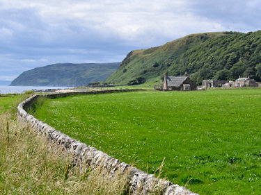 Picture of the coastline near Dunaverty Bay