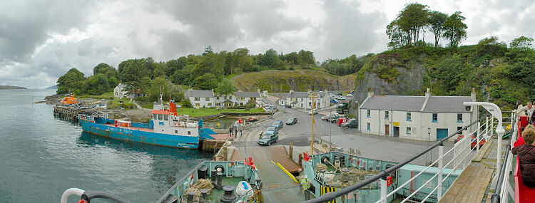 Picture of a panoramic view over a harbour from a ship