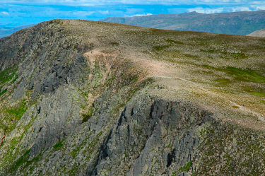 Picture of mountain cliffs