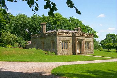 Unknown building on the estate