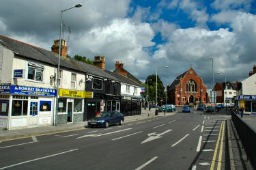 Picture of the corner of Regent Circus and Clarence Street in September 2006