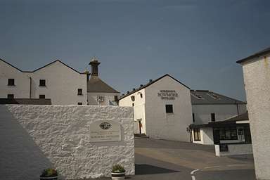 Bowmore distillery