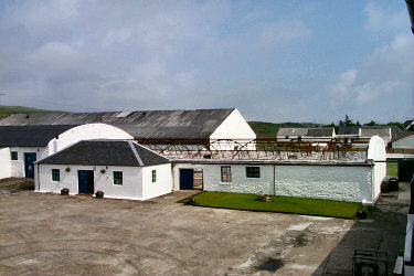 Picture of a hall without a roof