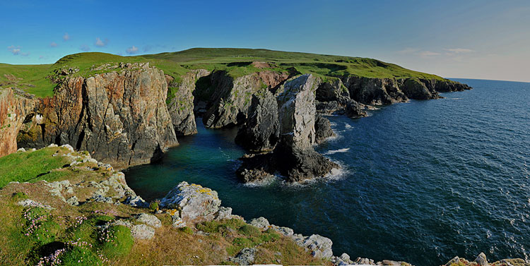 Picture of a panoramic view over a rocky shore with a sea stack called Soldier's Rock